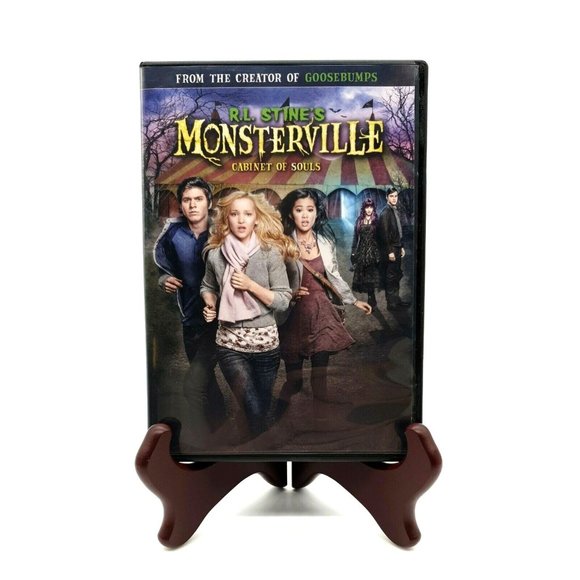 Universal | Media | Rl Stine Monsterville Cabinet Of Souls Cameron